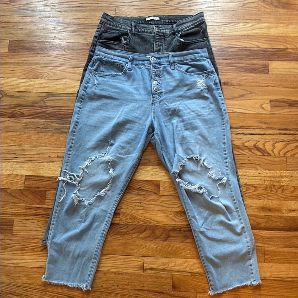 SO Women’s Blue Jeans 2 pc Bundle.